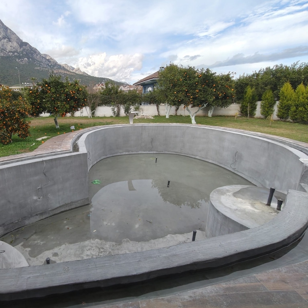 Anatolia Pool & SPA