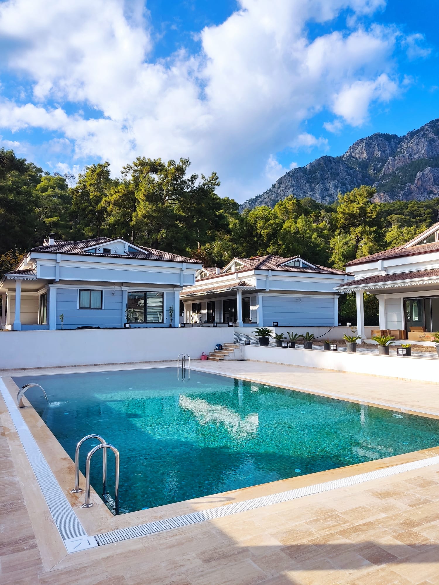 Anatolia Pool & SPA
