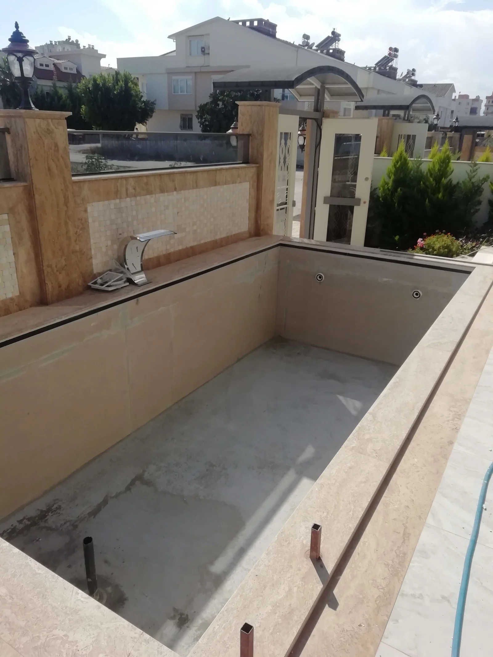 Anatolia Pool & SPA