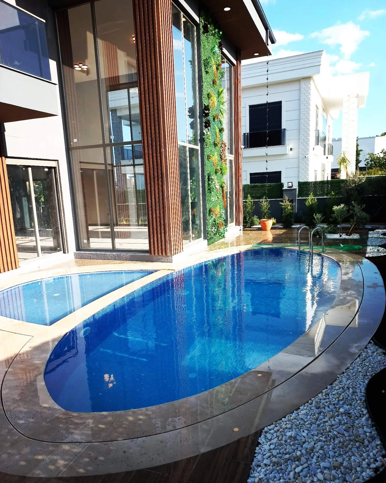 Anatolia Pool & SPA